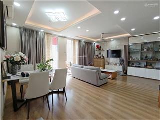 Chủ cần bán chcc flemington lê đại hành q11 dt 220m2=4pn=15tỷ. sổ hồng.  0934 144 *** hương