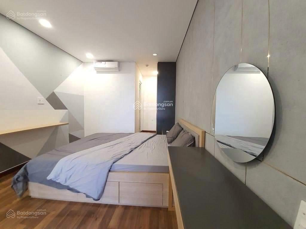 Chủ gửi bán căn hộ garden gate, phú nhuận, 97m 3pn 2wc 9 tỷ, sổ hồng  0934 144 *** hương