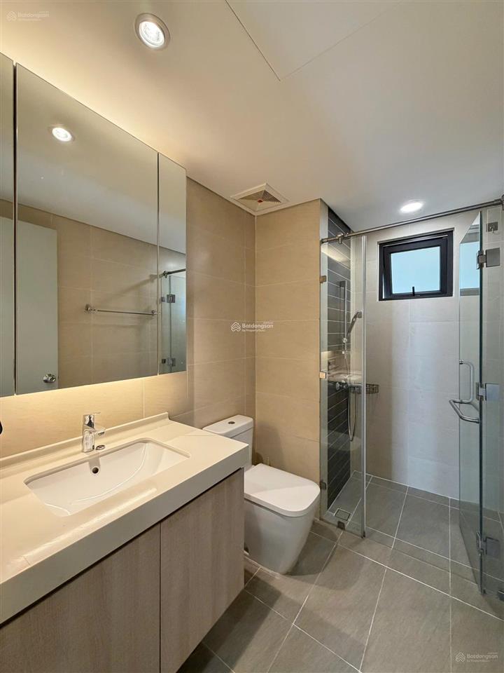 Bán căn hộ 2pn, 2wc, 74m2 giá 5tỷ4, rivera park sài gòn, thành thái, q10,  0934 144 *** hương