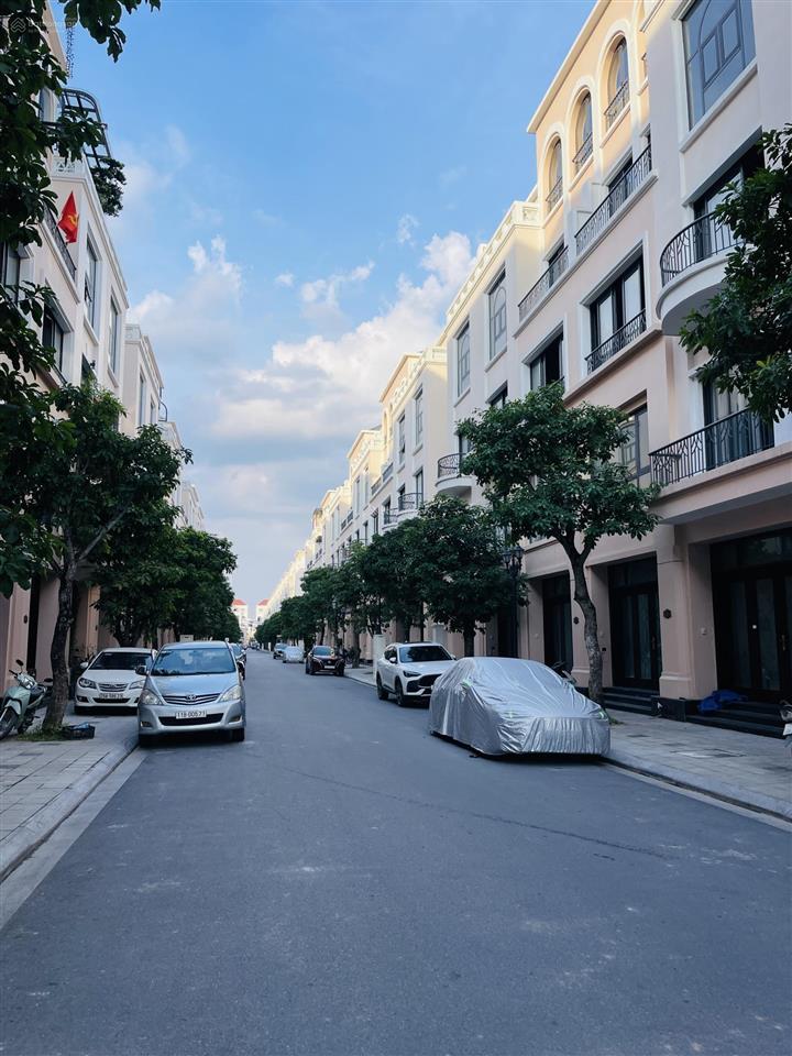Chính chủ cần bán nhanh lk cọ xanh. gần trường vinschool, chung cư mas, cạnh 3 công viên và vđ3.5