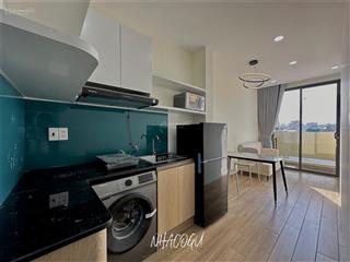 Cho thuê căn hộ 2pn ban công mới khai trương full nội thất máy giặt riêng gần sân vận động phú thọ