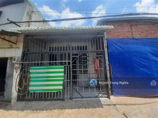 Bán nhanh căn nhà cấp 4. giá 690tr đường phạm thị thàng xã phước hiệp, gần cầu vượt củ chi