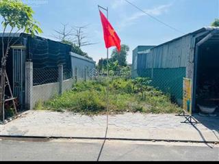 Cần tiền cho con du học bán gấp siêu phẩm 125m2 ngay đ.trần văn chẩm . giá 1 tỷ 6, sổ hồng riêng