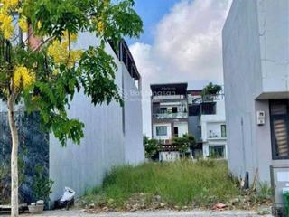 Giảm giá sâu ! chủ cần bán cắt lỗ lô đất gần bệnh viện đa khoa củ chi . dt 118m2, giá 950tr, shr