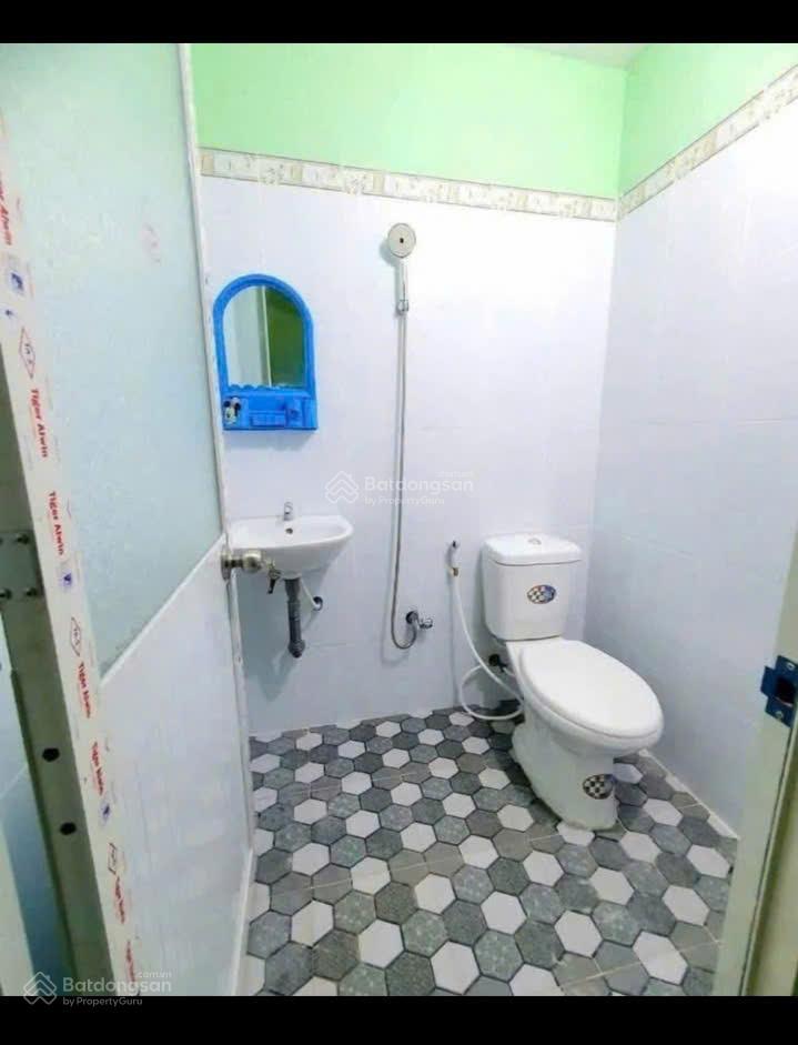 Bán dãy trọ 5 phòng 200m2 gần kcn linh trung 3. giá hời chỉ 700tr, sổ hồng riêng
