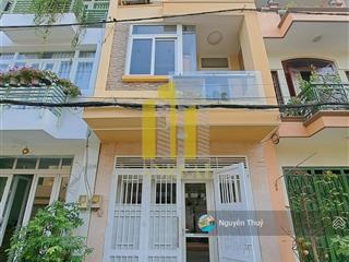 Nhà đủ nội thất gần trần não 4 phòng giá 23 triệu