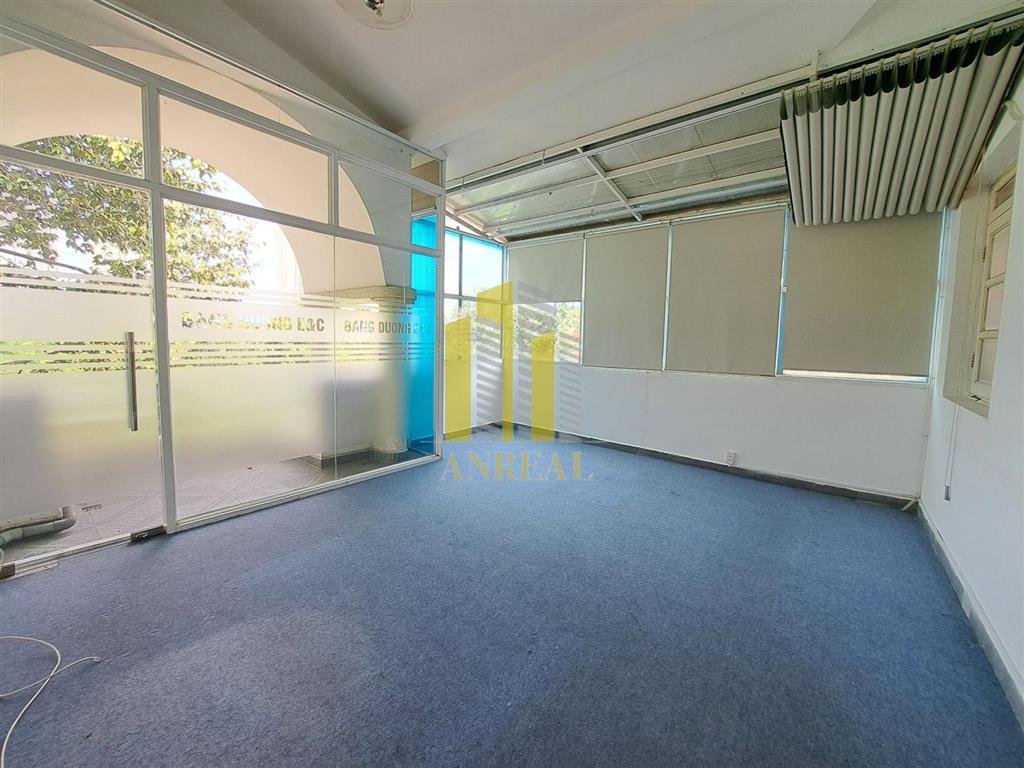 Biệt thự góc ven sông giá 80 triệu  cho thuê lâu dài mở nhà hàng cafe