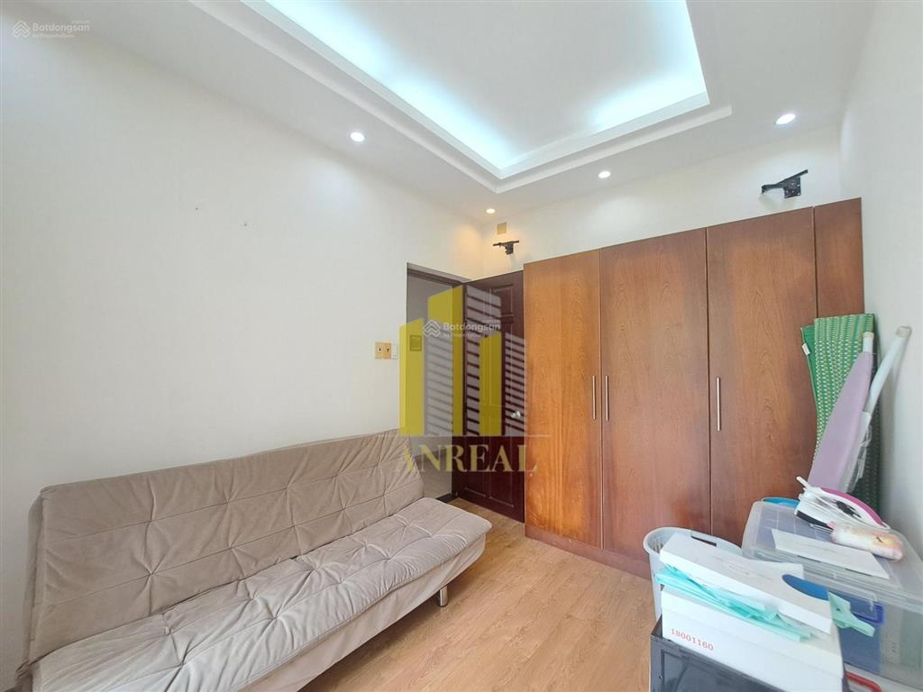 Cho thuê villa trần não 4 phòng  nhà trống  đường xe hơi. giá 37 triệu