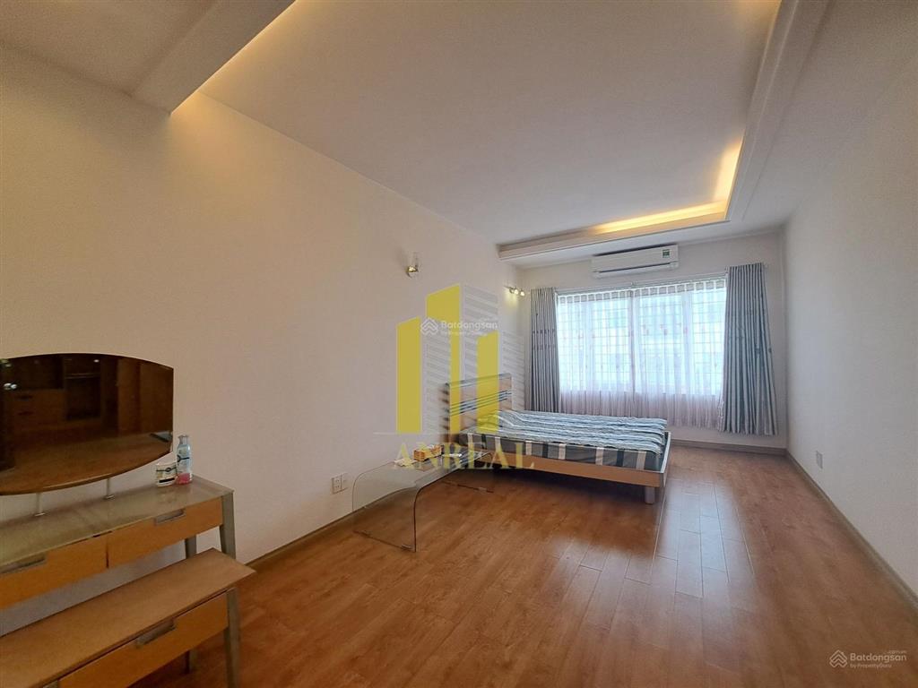 Cho thuê villa trần não 4 phòng  nhà trống  đường xe hơi. giá 37 triệu