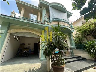 Villa sân vườn đường trần não 270m2 4 phòng giá 49 triệu