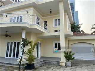 Cho thuê biệt thự + kho 800m2 đường trần não  giá 105 triệu .