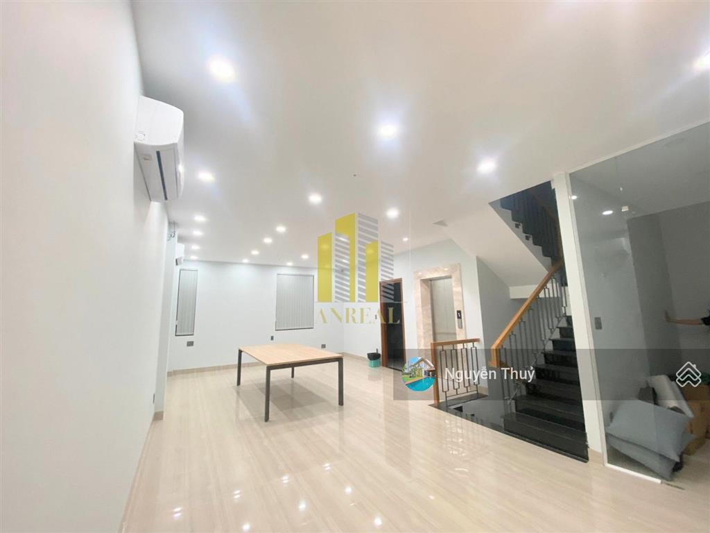 Villa mystery sàn trống 480m2 hầm 3 lầu  thang máy giá 65 triệu