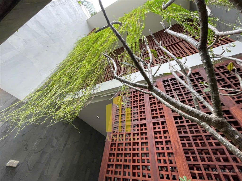 Nhà phố hiện đại có sẵn nội thất đường trần não giá 59 triệu