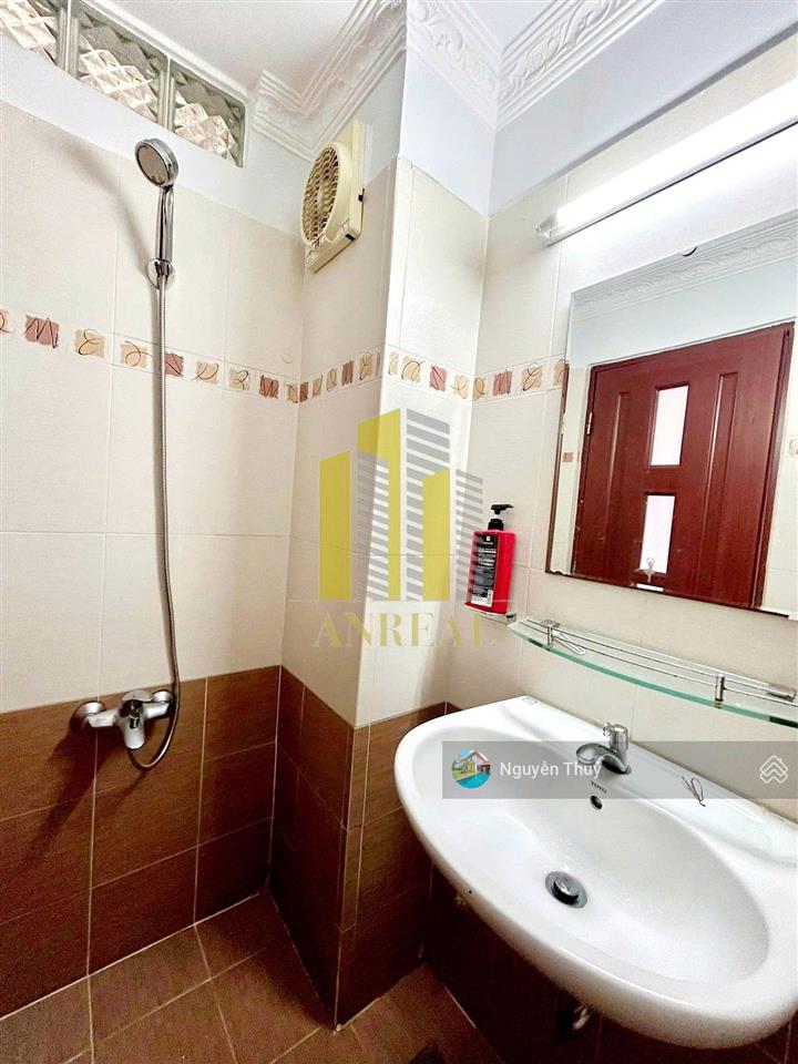 Nhà khu thảo điền 2 lầu 2 phòng giá 23 triệu