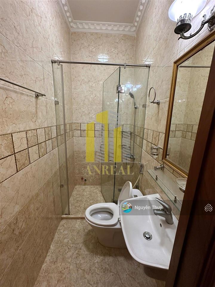 Cho thuê villa 7 phòng 10wc  phường bình trưng giá 80 triệu