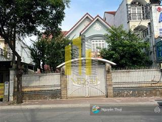 Cho thuê villa 7 phòng 10wc  phường bình trưng giá 80 triệu
