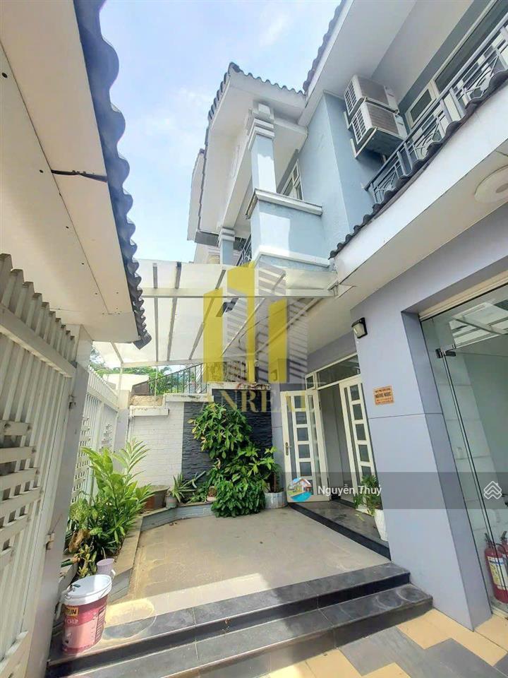 Villa mặt tiền gần song hành 7x20 giá 50 triệu