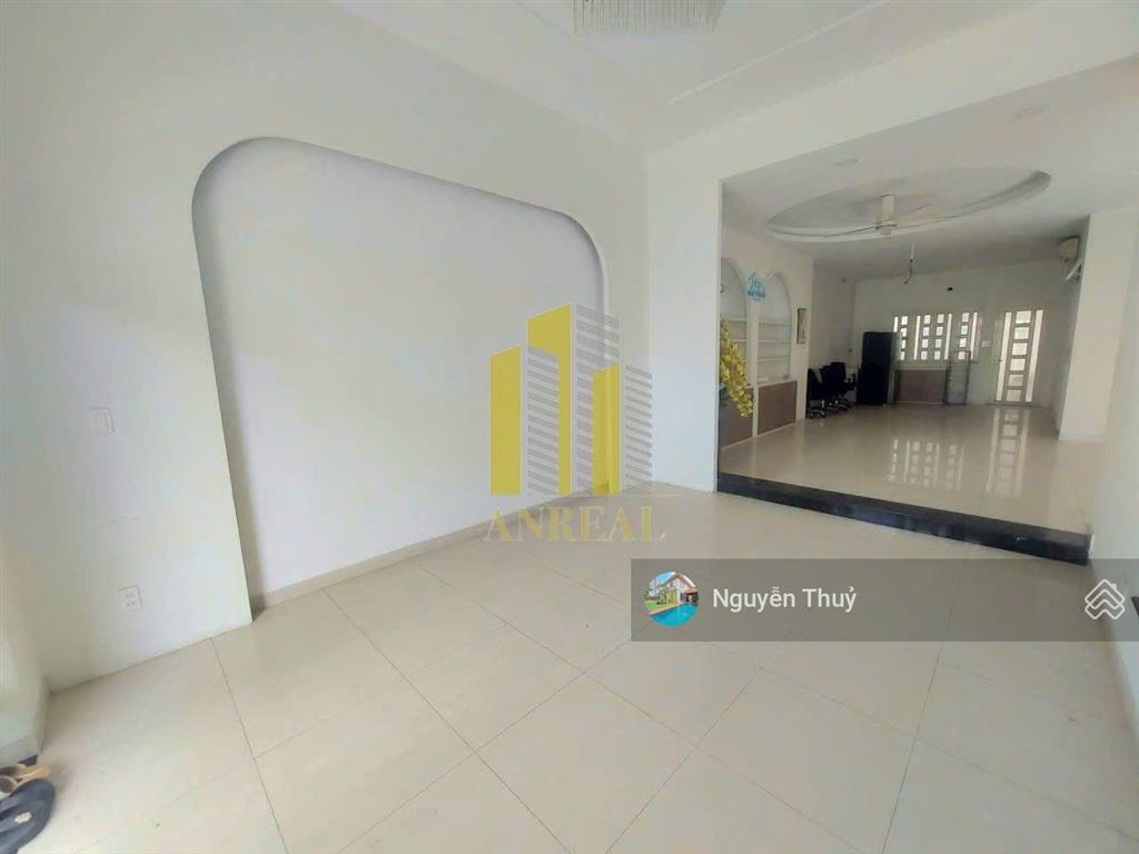 Villa mặt tiền gần song hành 7x20 giá 50 triệu