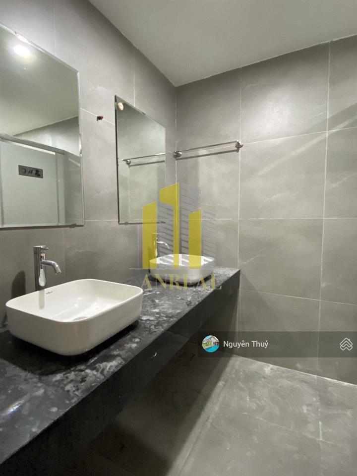 Nhà mặt tiền nguyễn hoàng hầm 4 lầu mở văn phòng giá 85 triệu