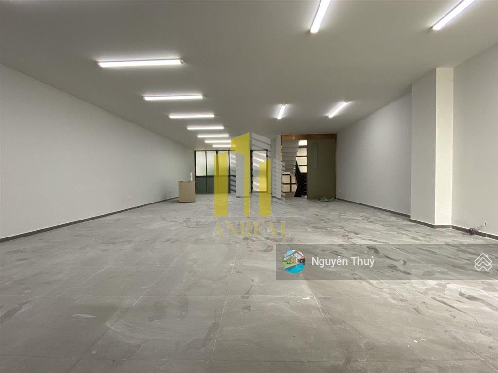 Nhà mặt tiền nguyễn hoàng hầm 4 lầu mở văn phòng giá 85 triệu