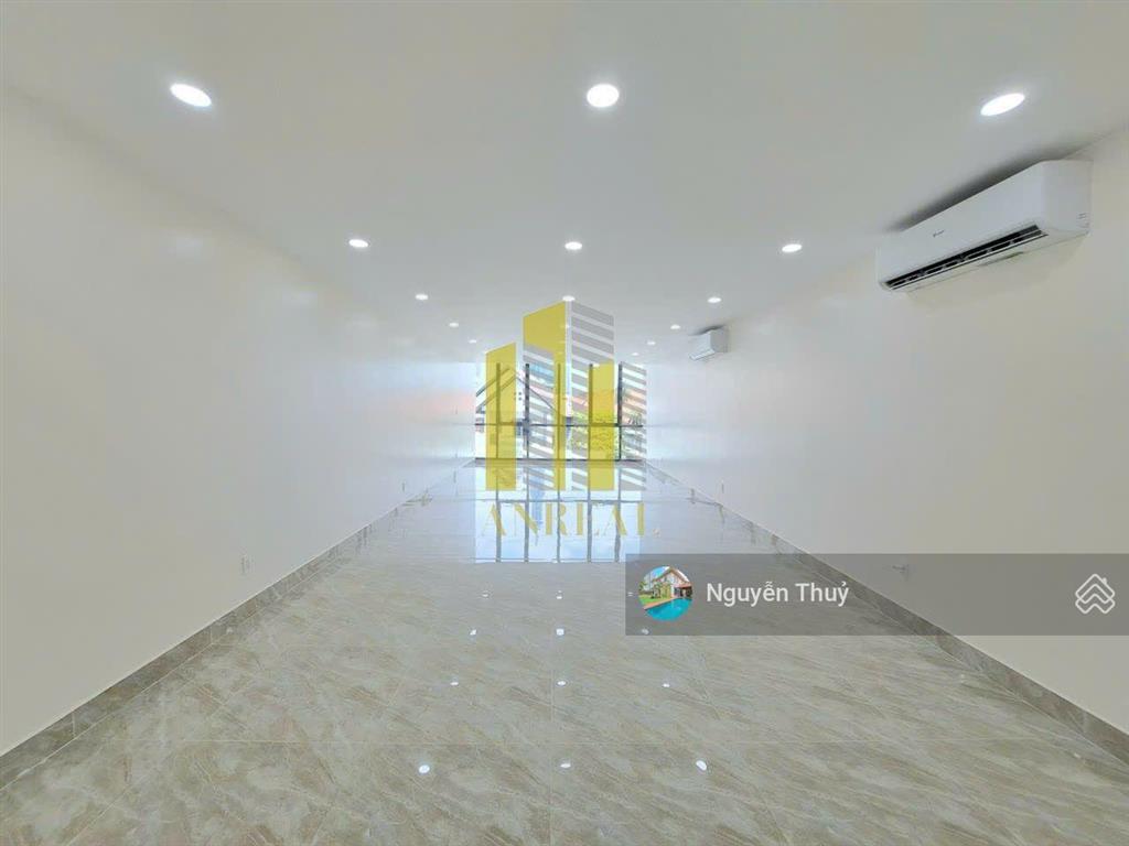 Cho thuê toà văn phòng mặt tiền vành đai tây hầm 4 lầu  60 triệu