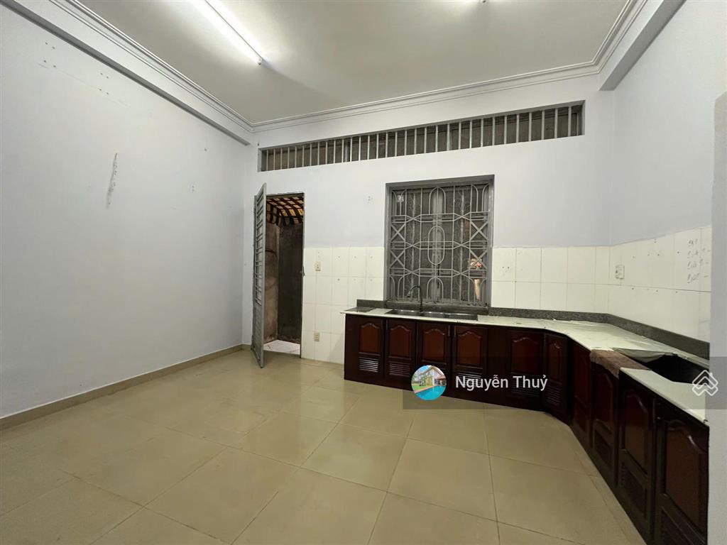 Cho thuê nhà chính chủ 5/6 đường 27 trần não 5x16m sân rộng giá 20 triệu