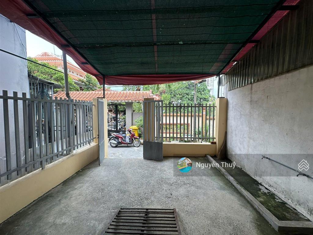 Cho thuê nhà chính chủ 5/6 đường 27 trần não 5x16m sân rộng giá 20 triệu