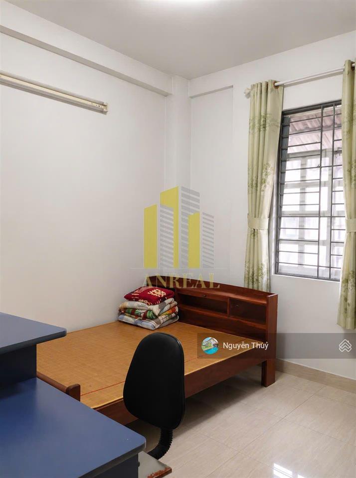 Cho thuê nhà phố gần trần não 4 phòng giá 18 triệu