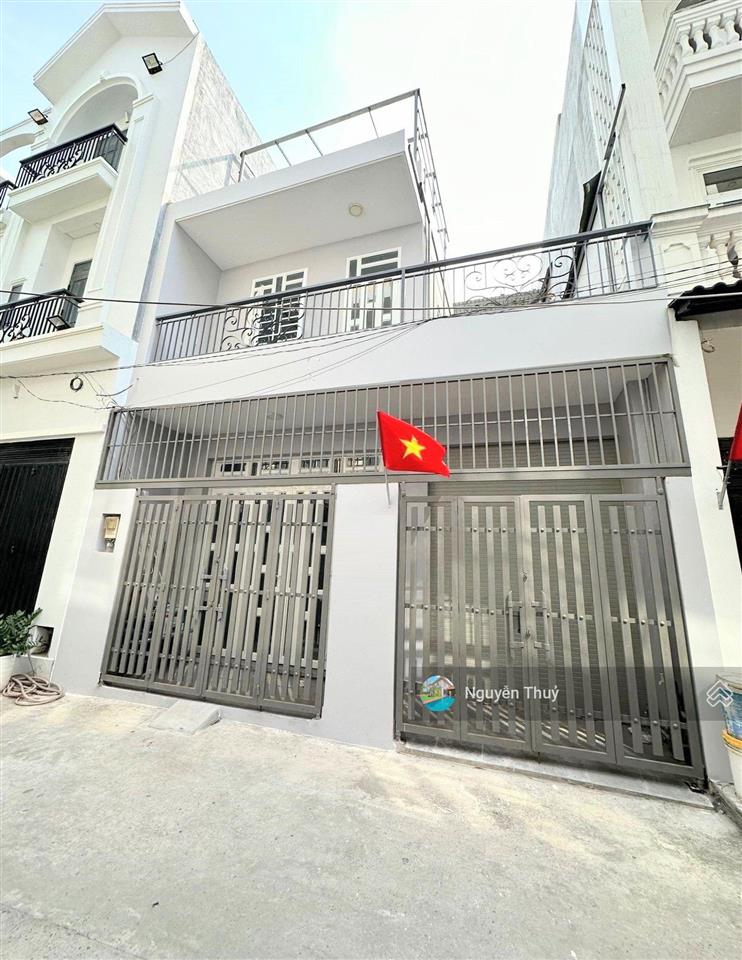Cho thuê nhà phố gần trần não 4 phòng giá 18 triệu