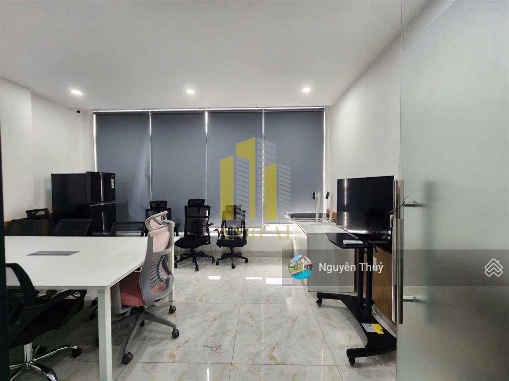 Cho thuê văn phòng mặt tiền đầy đủ nội thất như hình  giá 15 triệu