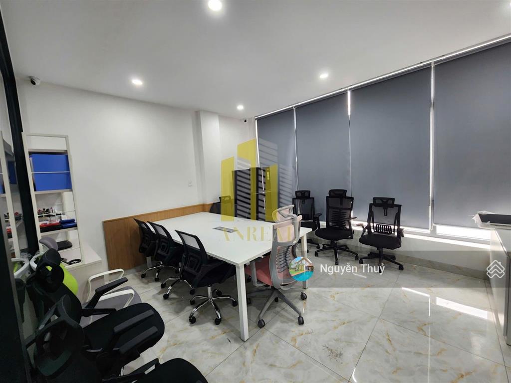Cho thuê văn phòng mặt tiền đầy đủ nội thất như hình  giá 15 triệu