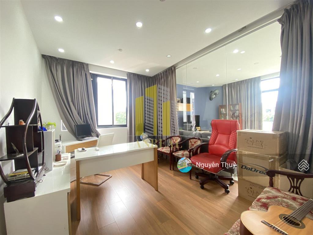 Cho thuê villa hiện đại có sẵn nội thất giá 45 triệu
