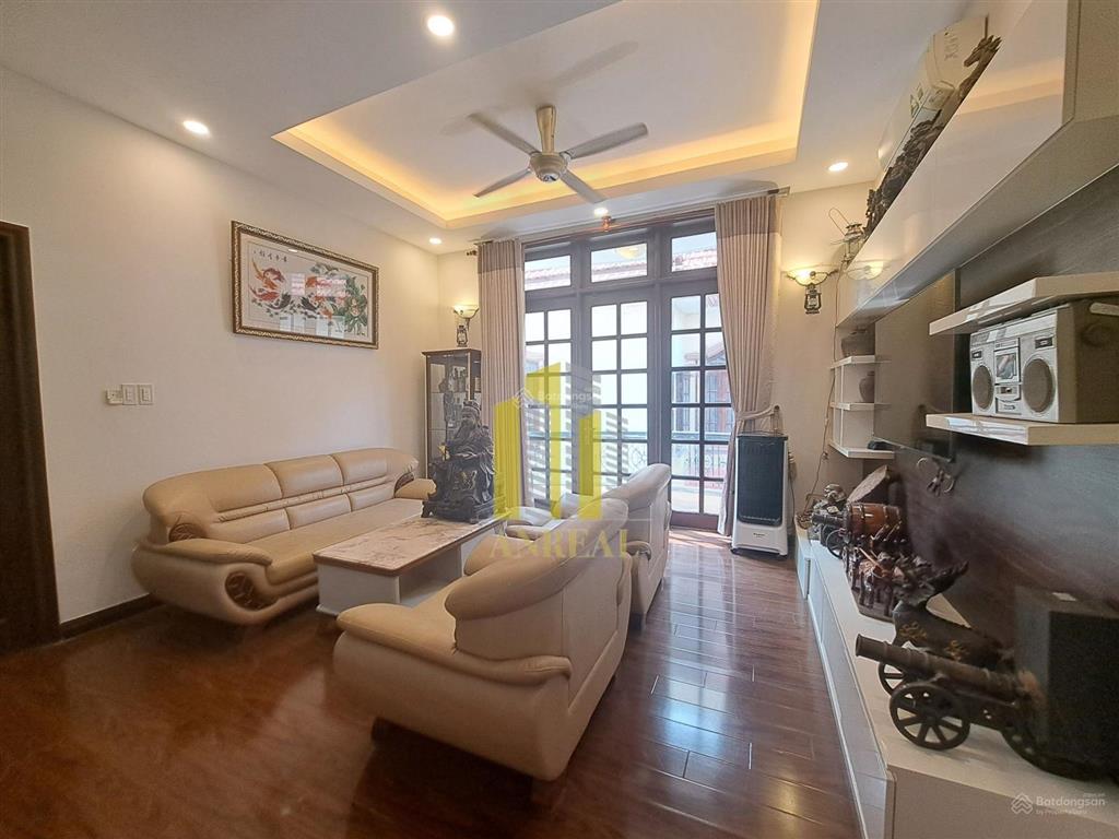 Biệt thự căn góc đầy đủ nội thất 6 phòng giá 45 triệu