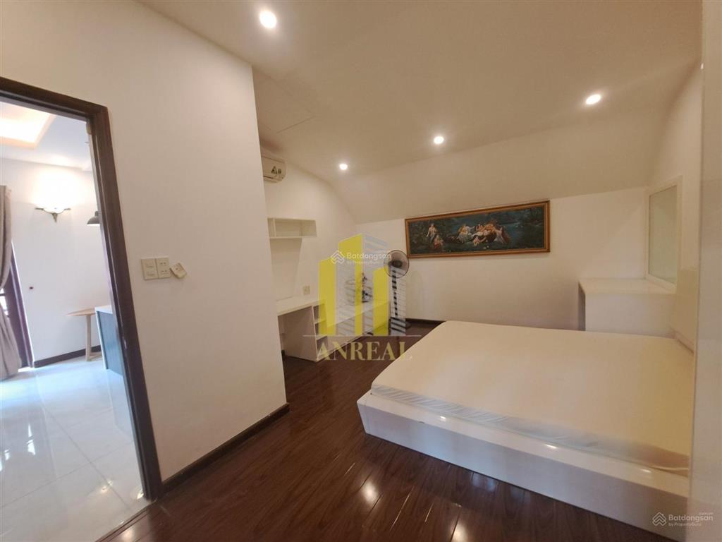 Biệt thự căn góc đầy đủ nội thất 6 phòng giá 45 triệu