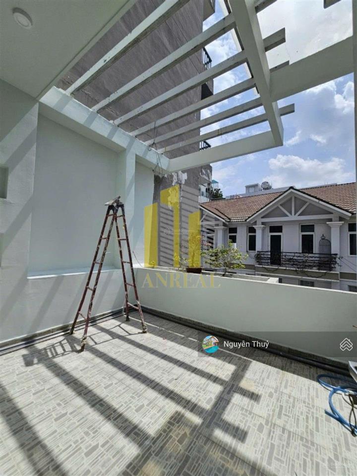 Cho thuê nhà phố thảo điền 3 lầu, nội thất cơ bản giá 40 triệu