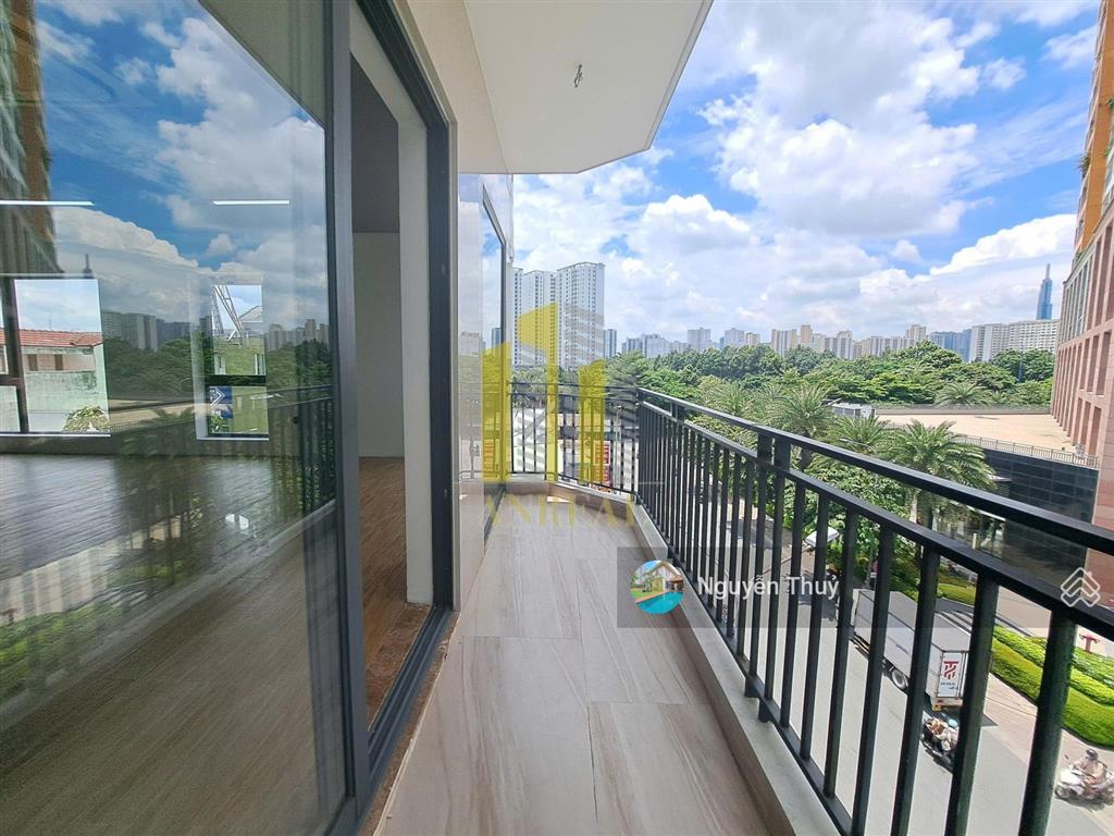 Cho thuê tòa văn phòng thang máy giá 55 triệu khu trung tâm quận 2