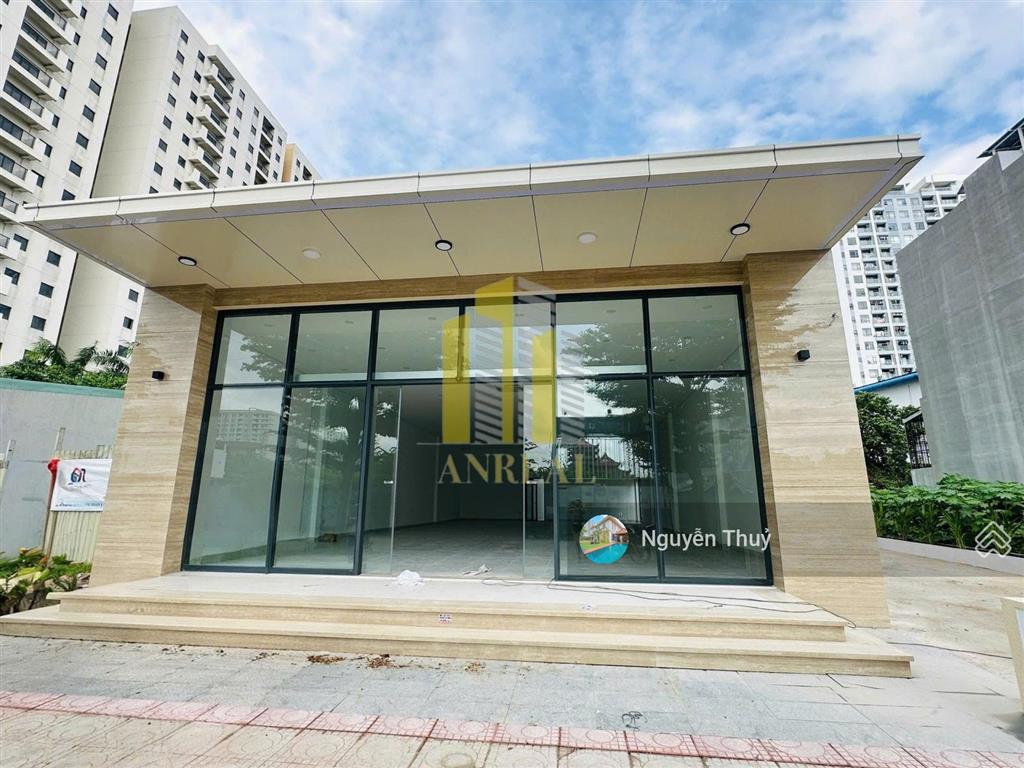 Cho thuê mặt bằng 10x25m  hiện đại giá 75 triệu  gần lương định của