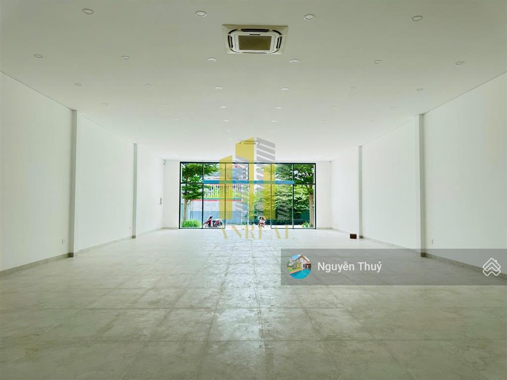 Cho thuê mặt bằng 10x25m  hiện đại giá 75 triệu  gần lương định của