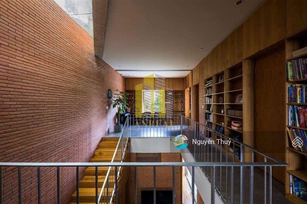 Villa cho thuê hồ bơi style hiện đại giá 90 triệu