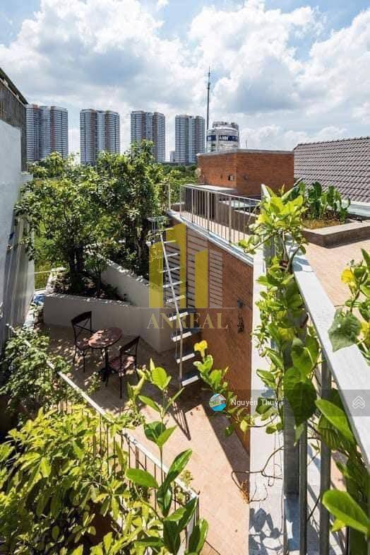 Villa cho thuê hồ bơi style hiện đại giá 90 triệu