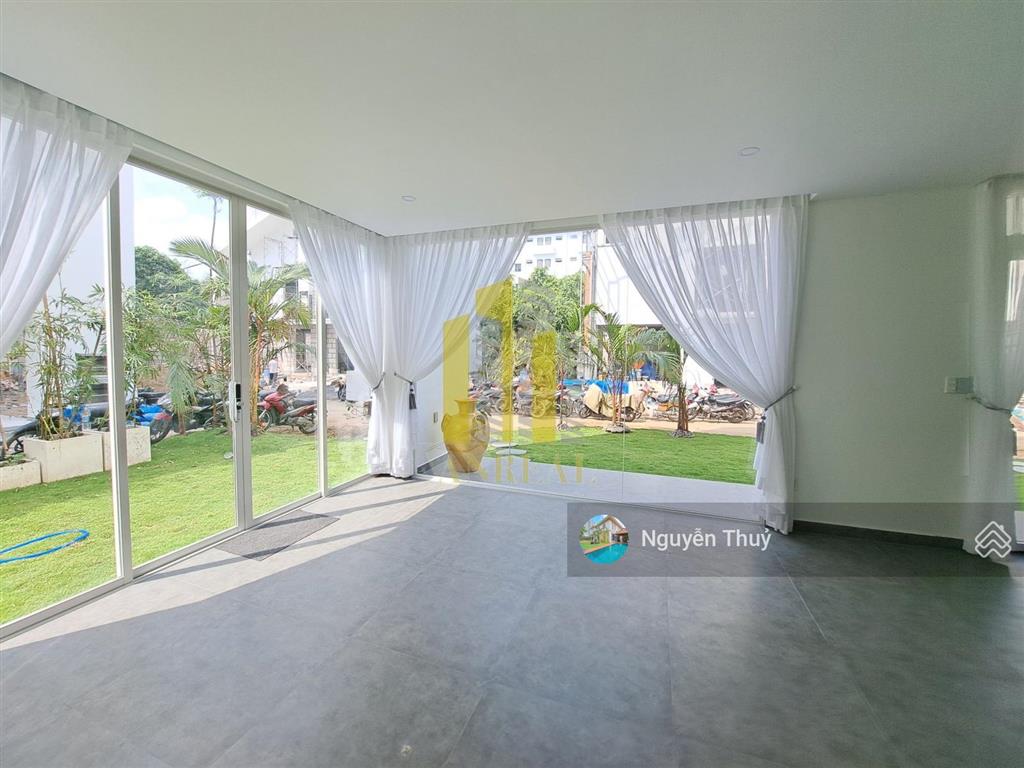 Cho thuê villa hiện đại có hồ bơi giá 80 triệu
