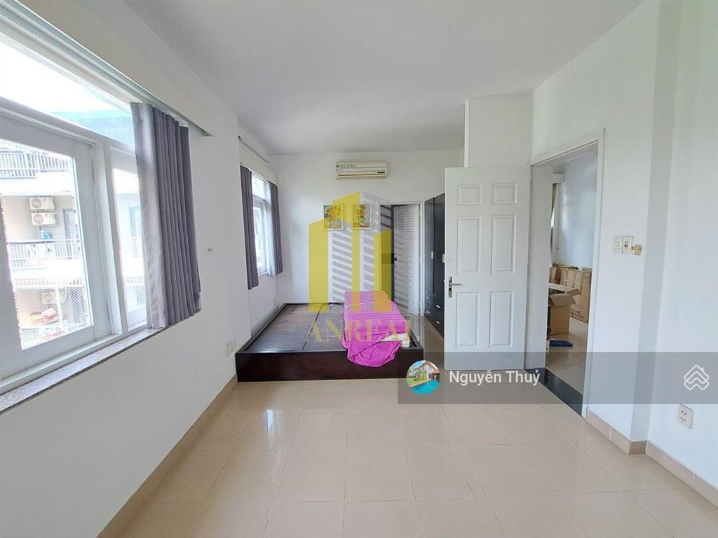 Villa đường trần não 2 lầu 3 phòng 33 triệu