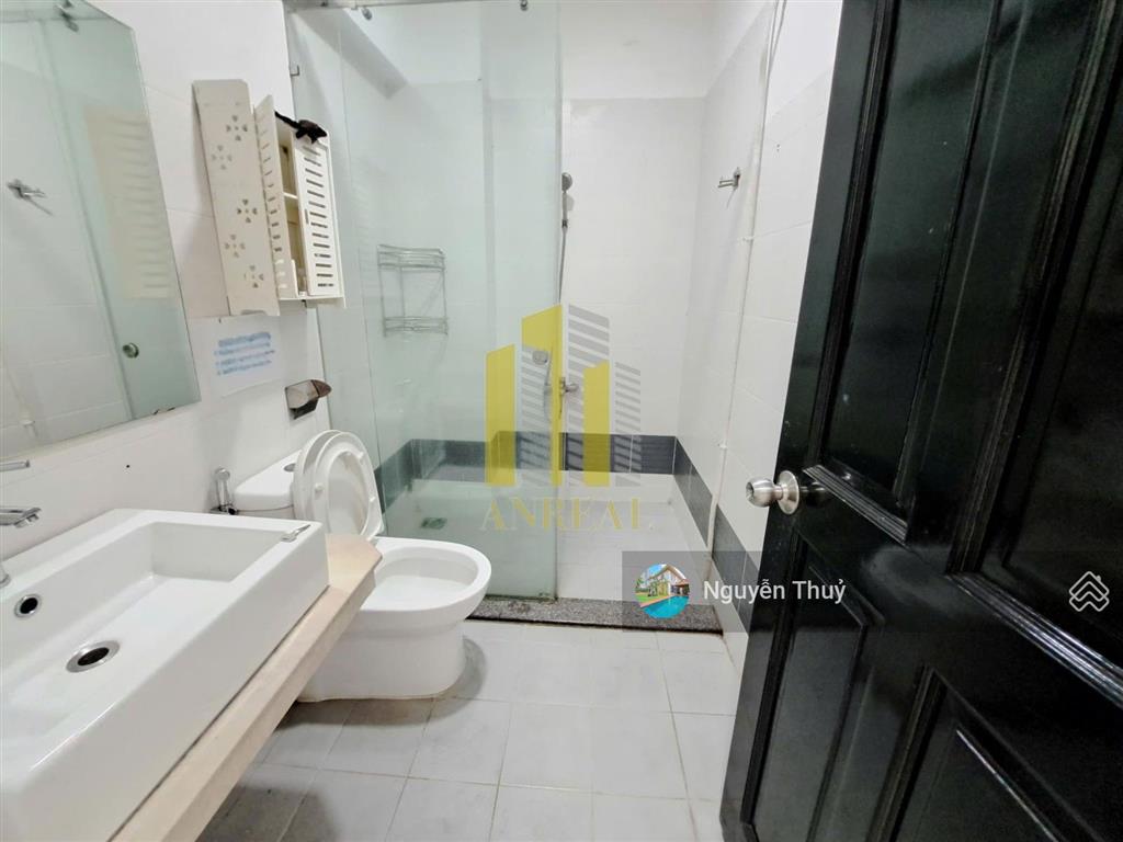 Cho thuê nhà mặt tiền dương văn an hầm 3 lầu 6 phòng giá 70 triệu