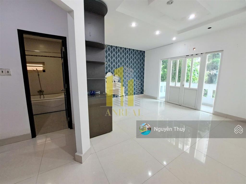 Cho thuê nhà mặt tiền dương văn an hầm 3 lầu 6 phòng giá 70 triệu