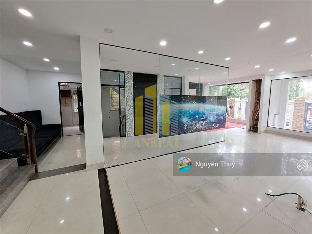 Cho thuê nhà mặt tiền dương văn an hầm 3 lầu 6 phòng giá 70 triệu
