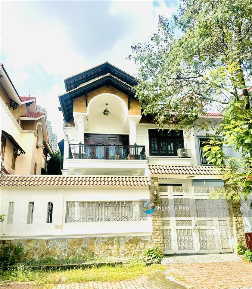 Villa cho thuê giá 30 triệu  gần vòng xoay trần não