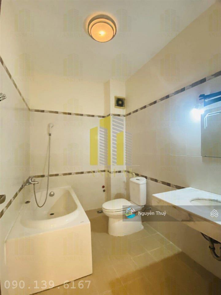 Villa cho thuê giá 30 triệu  gần vòng xoay trần não