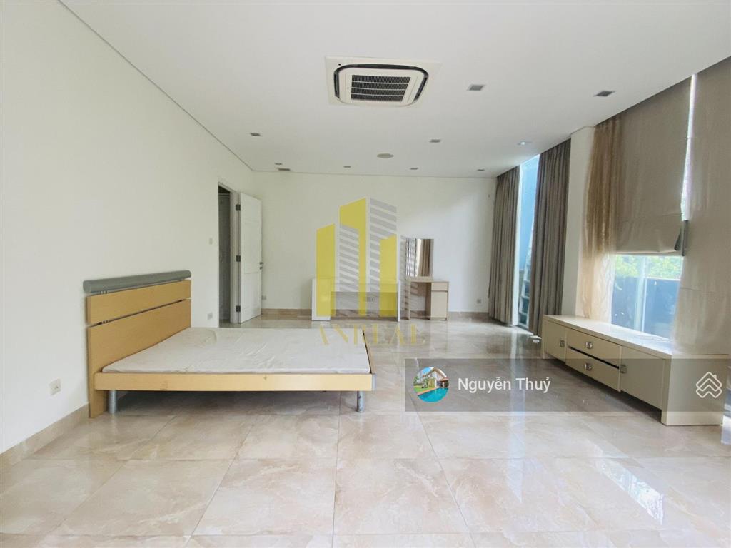 Cho thuê biệt thự hầm 3 lầu đầy đủ nội thất  giá 43 triệu