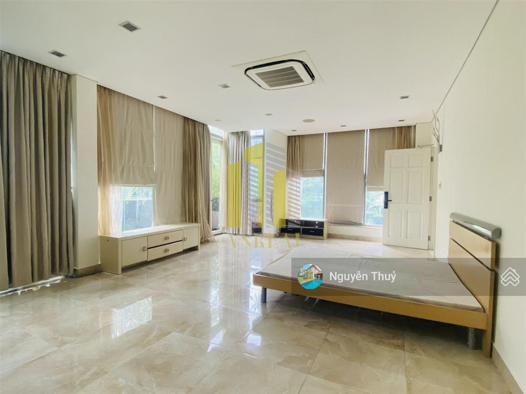 Cho thuê biệt thự hầm 3 lầu đầy đủ nội thất  giá 43 triệu