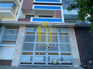 Cho thuê nhà văn phòng hầm 4 lầu 450m2  thang máy, pccc đầy đủ giá chỉ 45 triệu